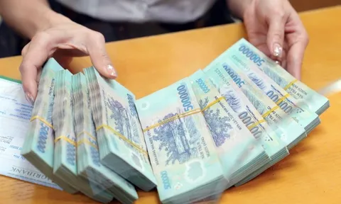 Tin vui: Cán bộ, công chức sắp có chính sách tiền lương và phụ cấp mới trước 31/10