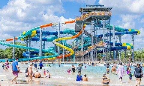 Công viên nước yên bình 20 năm bỗng chấn động vì tai nạn đau lòng của bé gái 21 tháng tuổi