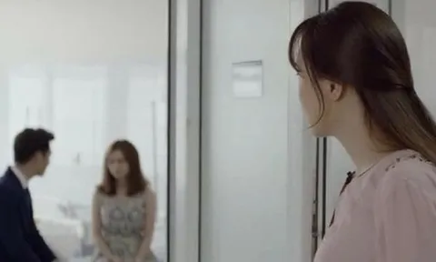 “Anh chỉ đưa cô ấy vào nghỉ một lúc thôi”: Câu nói của chồng khiến tôi bật khóc giữa phố