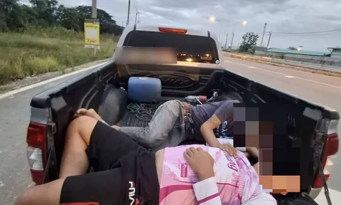 Hú vía phát hiện 3 "xác người" trên đường, cảnh sát tức tốc đến nơi mới vỡ lẽ