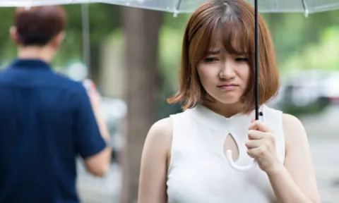 Yêu nhau ba năm cứ ngỡ sắp cưới, anh bỗng biến mất như chưa từng tồn tại và sự thật sau đó khiến tim tôi đau nhói