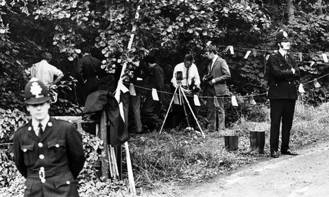 Vén màn bí ẩn vụ án 3 thiếu nữ bị hiếp dâm, sát hại: Khai quật mộ lúc nửa đêm, lật tẩy hung thủ sau 3 thập kỷ