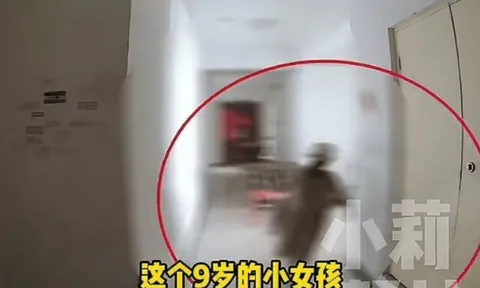 Bé gái 9 tuổi "chôm" két sắt của hàng xóm, đập phá lấy tiền chia cho em trai, cha thờ ơ khiến dư luận phẫn nộ