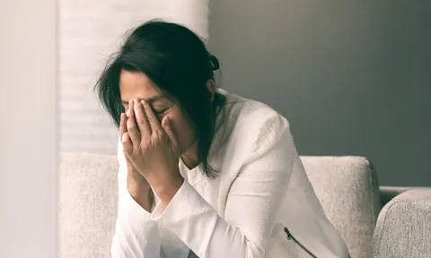 Phát hiện chồng ngoại tình, tôi đau đơn đến "chết đi sống lại", nhưng chính cú sốc đó lại khiến tôi đổi đời
