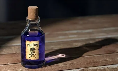 Cặp vợ chồng đầu độc con trai 4 tháng tuổi rồi cùng treo cổ tự tử, lá thư tuyệt mệnh hé lộ nỗi tuyệt vọng