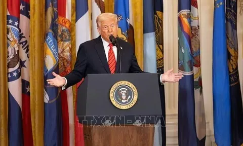 "Chuyện đó khá nghiêm trọng đấy": Ông Trump lên tiếng trước những tin đồn về sức khỏe của mình lan truyền trên MXH