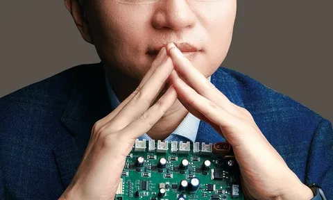 Bỏ ghế sếp lương khủng để làm robot... xào rau, giám đốc công nghệ khiến cả ngành ẩm thực ngỡ ngàng