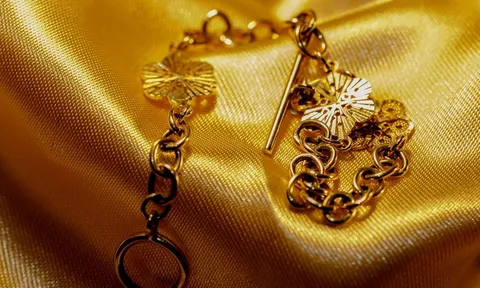 Tin lời “giải bùa”, mẹ đơn thân cay đắng mất hơn 500 triệu và đoạn clip riêng tư vào tay gã thầy cúng giả