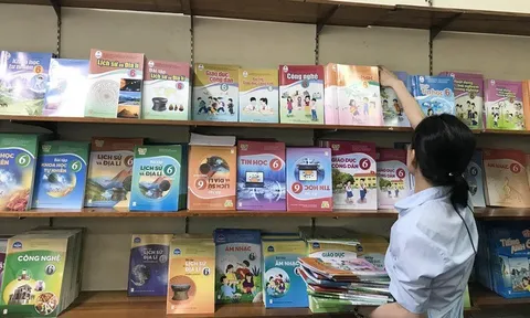 Từ năm học 2026-2027, Chính phủ thống nhất thực hiện một bộ sách giáo khoa