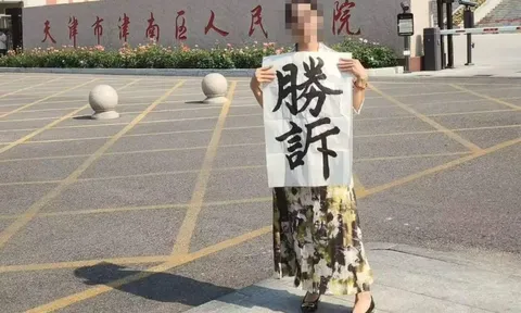 Người phụ nữ bị sếp cưỡng hiếp trong chuyến công tác, nay trở thành nạn nhân đầu tiên được công nhận “tai nạn lao động”