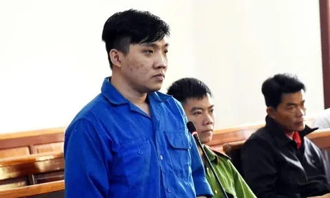 Xét xử vụ tài xế xe tải cán hai lần qua người đi xe máy: Bị cáo Đỗ Minh Tân biện minh “tưởng cán trúng đá”