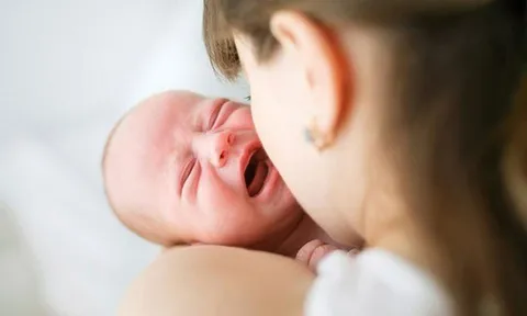 Bé gái 6 tháng tuổi nhập viện vì ngộ độc chỉ vì thói quen này của mẹ