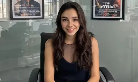 Nữ diễn viên AI xinh đẹp gây tranh cãi: "Scarlett Johansson mới" hay mối đe dọa cho diễn viên thật?