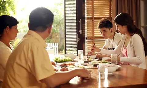 Buổi ra mắt mẹ chồng trong mơ biến thành ác mộng chỉ vì một cuộc gặp “oan nghiệt” hồi sáng