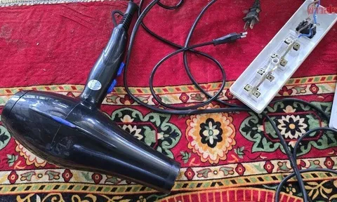 Bé gái 10 tuổi bị điện giật tử vong khi sử dụng vật dụng quen thuộc này mà nhà nào cũng có