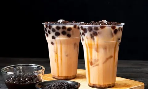 Uống cà phê và trà sữa mỗi ngày ,cô gái trẻ đối mặt với nguy cơ tàn phế