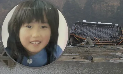 14 năm chờ đợi trong nước mắt, cha mẹ Nhật Bản nghẹn ngào nhận lại tro cốt con gái mất tích trong thảm họa 2011