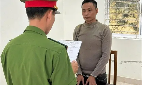 Dùng ảnh nhạy cảm tống tiền tình cũ, Đỗ Chát bị khởi tố