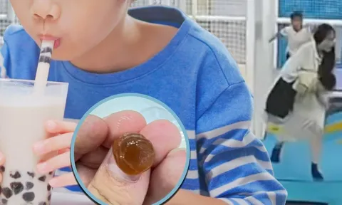 Bé trai 3 tuổi tử vong vì hóc trân châu trong ly trà sữa