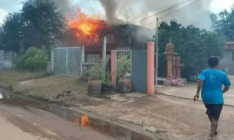 Tự đốt nhà mình, người đàn ông 73 tuổi tử vong thương tâm, cháu trai bật khóc kể lại điều này