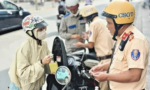 Chú ý: Cá nhân vi phạm hành chính có thể bị cưỡng chế khấu trừ 30% lương và 50% thu nhập, ai cũng cần biết