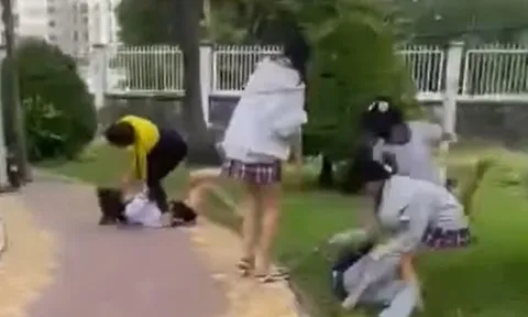 Tin mới nhất vụ nữ sinh 2009 bị đánh hội đồng, phải nhập viện sau giờ tan học