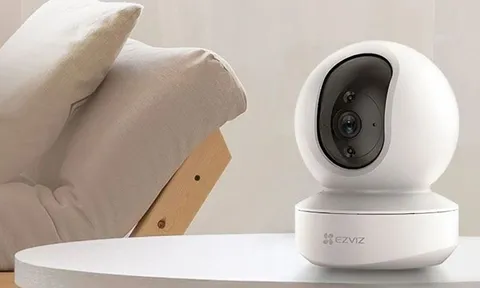 Sốc: Hơn 120.000 camera gia đình bị hack, video nhạy cảm rò rỉ hàng loạt trên web đen