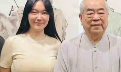 Nhà thư pháp 87 tuổi gây chấn động khi có con với vợ trẻ kém 50 tuổi, tuyên bố đoạn tuyệt với con ruột