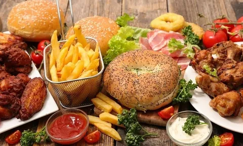 Những loại thực phẩm này có thể gây hại cho gan chẳng kém gì rượu bia, ai cũng cần biết