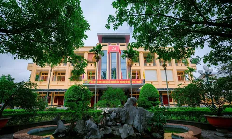 Xã Vân Đình: Phê duyệt dự toán và kế hoạch lựa chọn nhà thầu cho gói thầu "Mua sắm quà lưu niệm công tác tổng kết nhiệm kỳ HĐND 2021–2026"