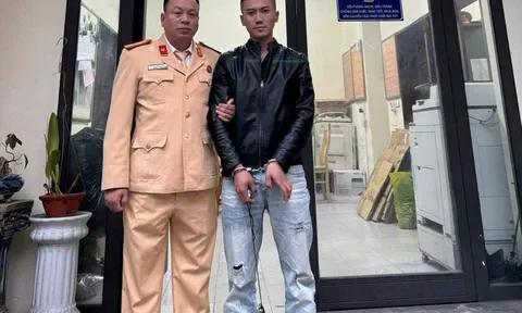 Bắt quả tang Bùi Văn Minh (SN 1999) có hành vi "mờ ám"