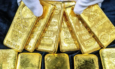 Giá vàng hôm nay (14/3): Tiếp tục "lao dốc"
