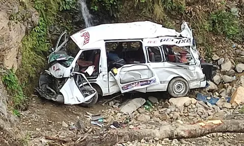 Chuyến hành hương kết thúc trong bi kịch khi xe buýt rơi xuống sườn núi, 7 người tử vong thương tâm ở Nepal