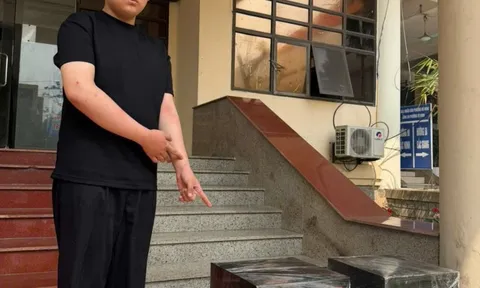 Khởi tố, bắt giam thiếu niên 16 tuổi "cuỗm" hơn 5 cây vàng của họ hàng, bán lấy tiền đi du lịch