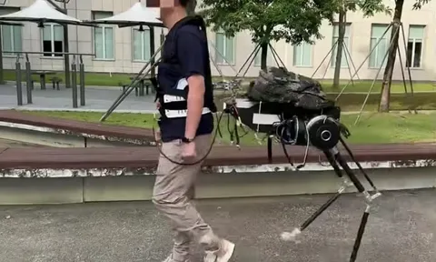 Bộ giáp "Nhân mã" giúp người dùng có thể di chuyển nhẹ nhàng, việc mang vác nặng trở nên dễ dàng hơn rất nhiều