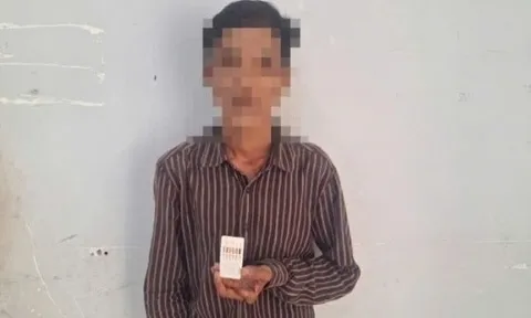 Bắt quả tang Huỳnh Văn Vũ Linh đang "làm điều mờ ám", hé lộ bí mật bên trong bịch nilon