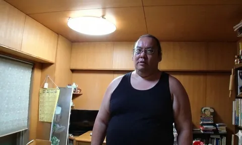 Có tiền, có nhà nhưng lại đánh mất chính mình, cuộc sống của người đàn ông 35 tuổi khiến ai nghe cũng chạnh lòng