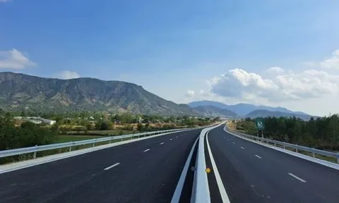 5 nhóm đối tượng chịu phí sử dụng đường bộ cao tốc từ 10/10/2024, ai cũng nên biết