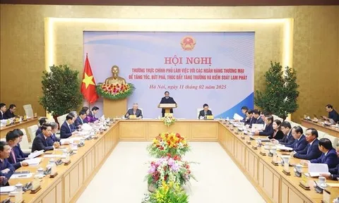 Thủ tướng: Cùng với lợi nhuận, ngân hàng phải vì đất nước