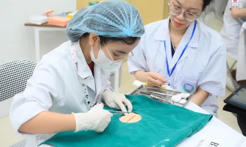 Chính sách miễn, giảm học phí cho sinh viên ngành y