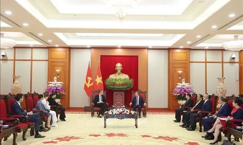 Tổng Bí thư Tô Lâm tiếp Đại sứ Cộng hòa Pháp tại Việt Nam