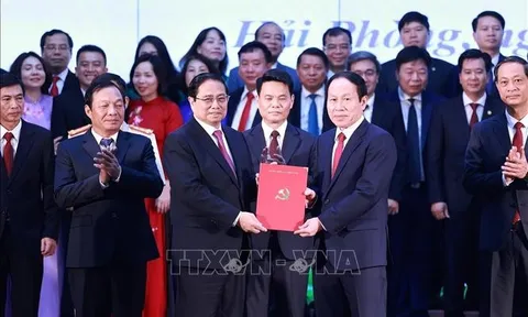 Thủ tướng Phạm Minh Chính: Lễ công bố chính quyền địa phương 2 cấp là sự kiện lịch sử