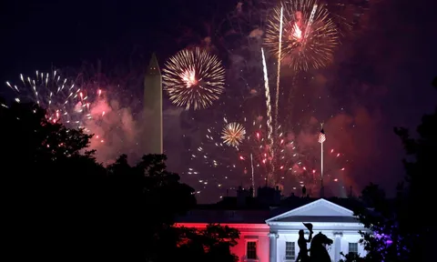 Trước thềm Quốc khánh, pháo hoa Mỹ khan hàng, tăng giá vì cuộc chiến thuế quan