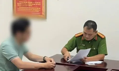 Thanh niên 28 tuổi "khỏa thân" đuổi theo cô gái ở Hà Nội lộ diện, gia đình tiết lộ một chi tiết bất ngờ