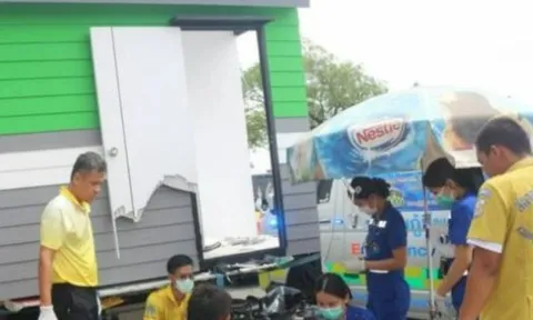 Xe máy va chạm kinh hoàng xe tải: Mẹ tử vong, con trai 12 tuổi bị thương nặng