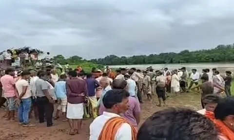 Đang ngồi bên bờ sông, người phụ nữ bất ngờ bị "quái vật" tấn công, lôi xuống sông, tử vong thương tâm