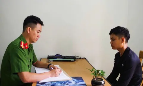 Biết con gái 14 tuổi vào nhà nghỉ với trai lạ, mẹ đến công an trình báo, tố giác "yêu râu xanh"