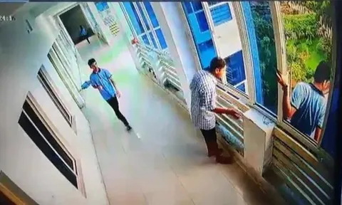 Camera tiết lộ sự thật đau lòng vụ nam sinh lớp 10 rơi từ tầng cao ký túc xá trường học xuống, tử vong thương tâm