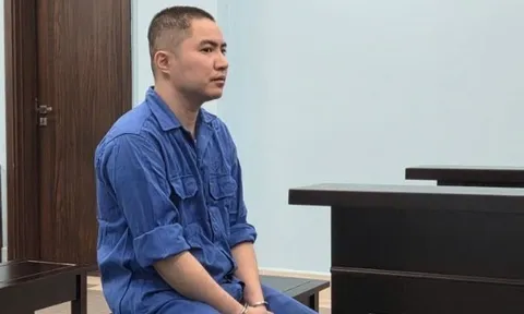 Thấy vợ nói chuyện với trai lạ lúc nửa đêm, chồng lao vào đánh, bị chém trọng thương