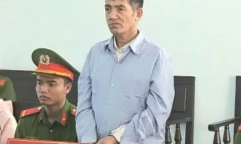 Vụ "yêu râu xanh" giở trò đồi bại với bé gái gần 3 tuổi: Mẹ chết lặng khi phát hiện con gái bị hàng xóm xâm hại